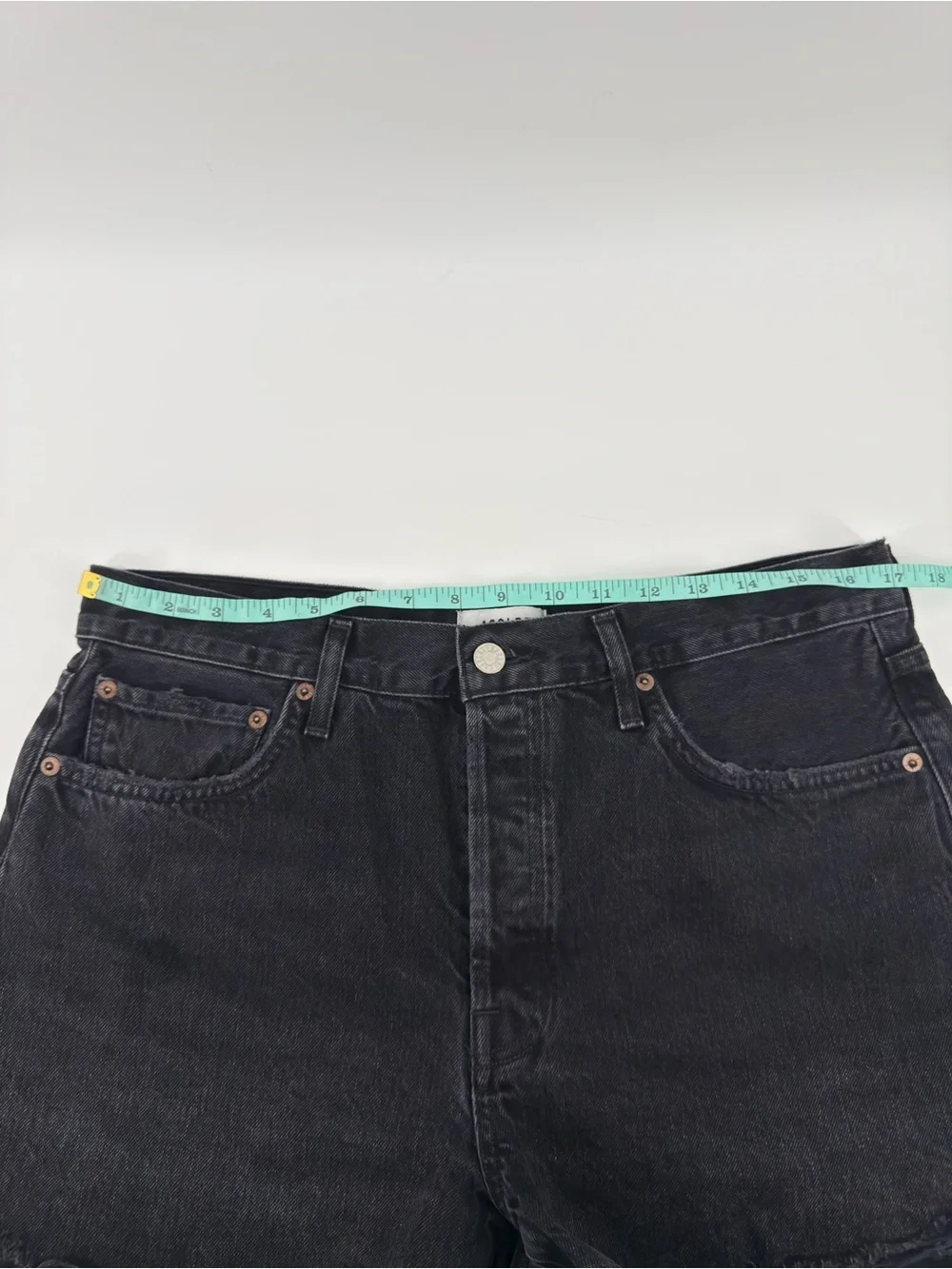 AGOLDE Parker Long Denim short 30 Vintage Cut-Off raw hem frayed high rise black